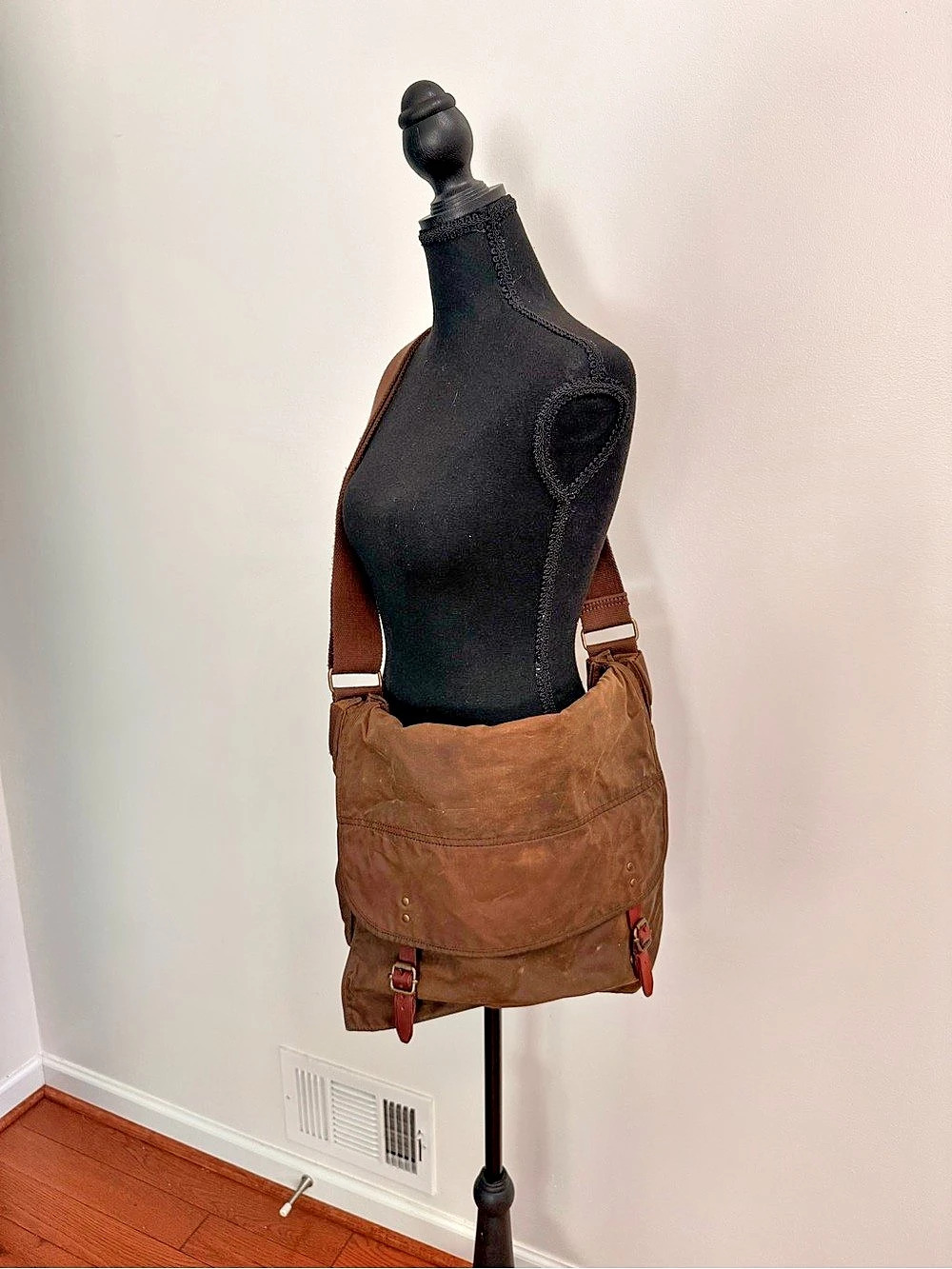 J.Crew × British Millerain Waxed Canvas Messenger Bag - Picture 4 of 12